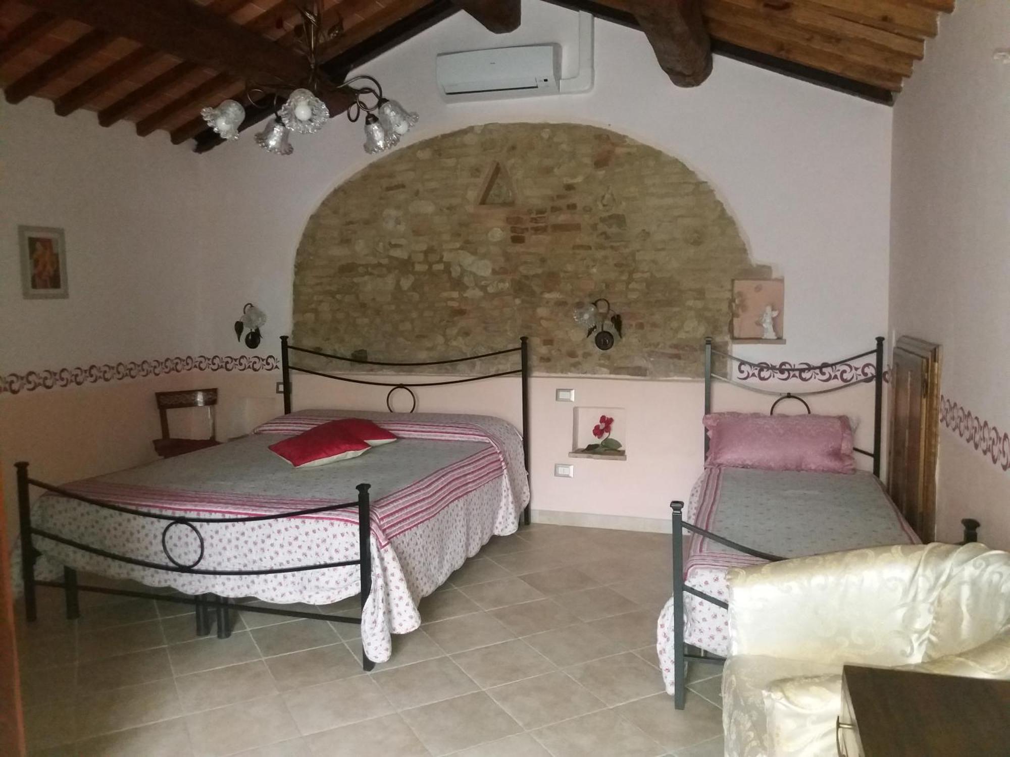 Antico Casolare Villa San Gimignano Luaran gambar